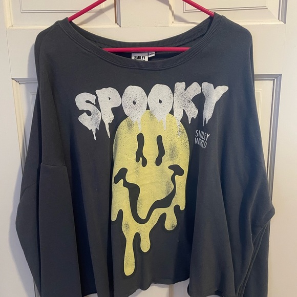 Spooky crop sweatshirt - Picture 1 of 3